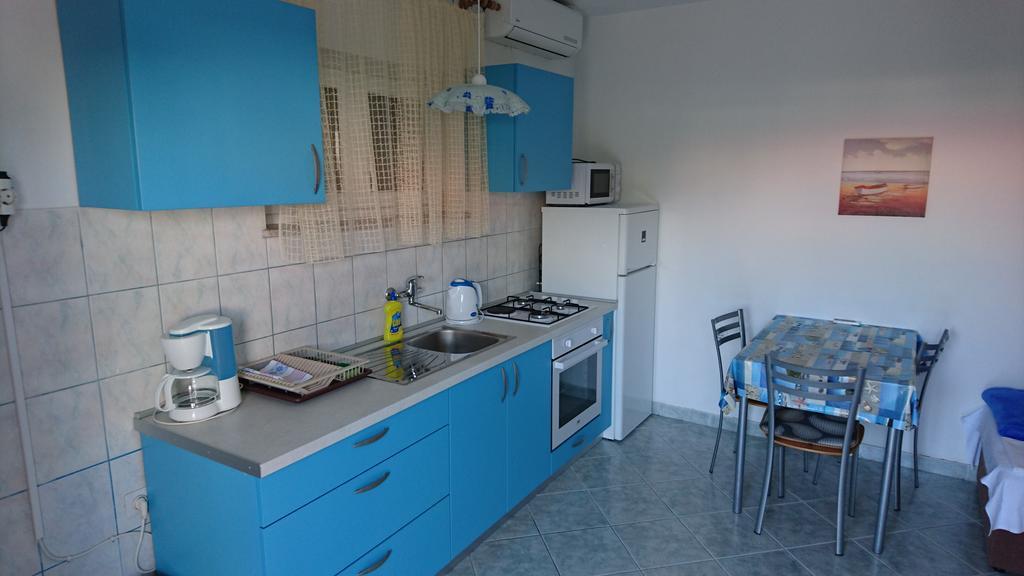 Apartments Anastazija Pag Town Luaran gambar