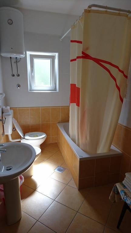 Apartments Anastazija Pag Town Luaran gambar
