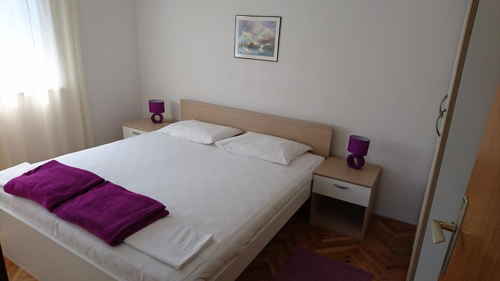 Apartments Anastazija Pag Town Luaran gambar