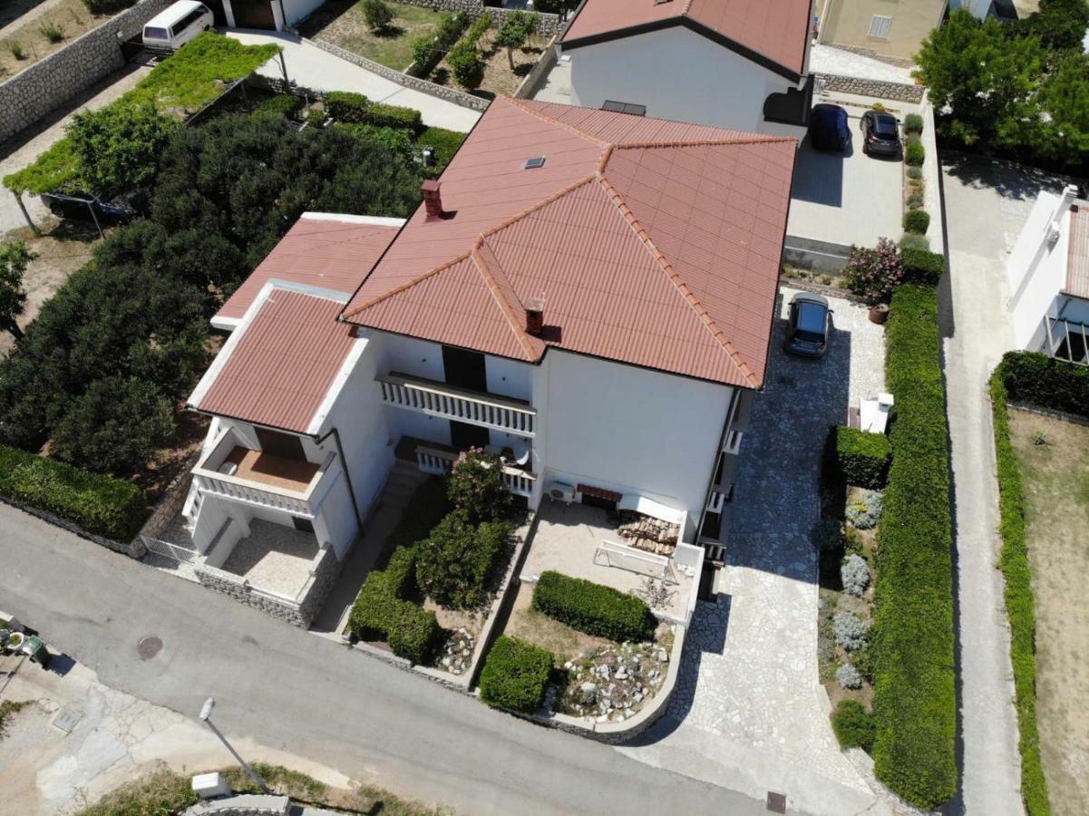 Apartments Anastazija Pag Town Luaran gambar